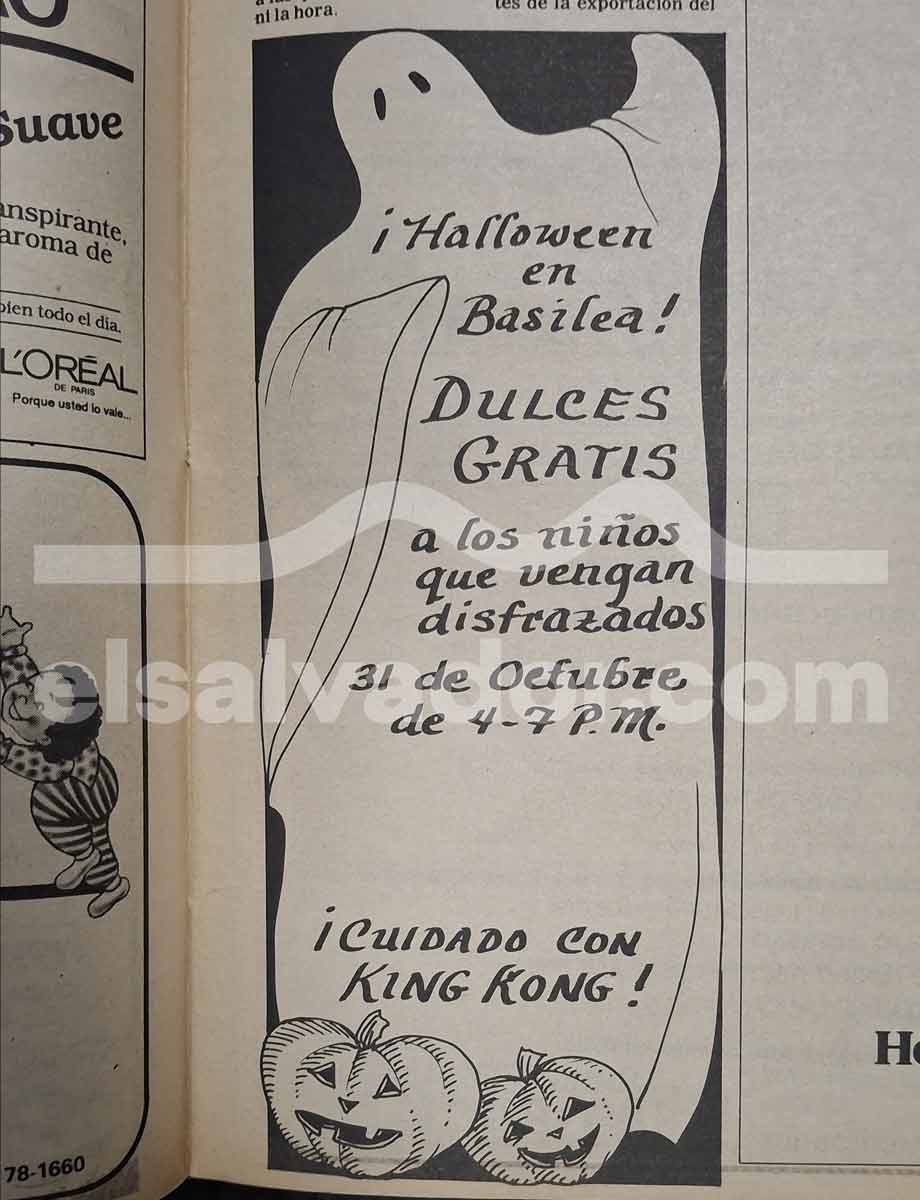 Ilustración de un fantasma y calabazas anunciando la entrega de dulces para niños disfrazados el 31 de octubre