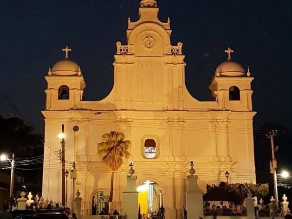 Fachada iglesia Concepción de Izalco.