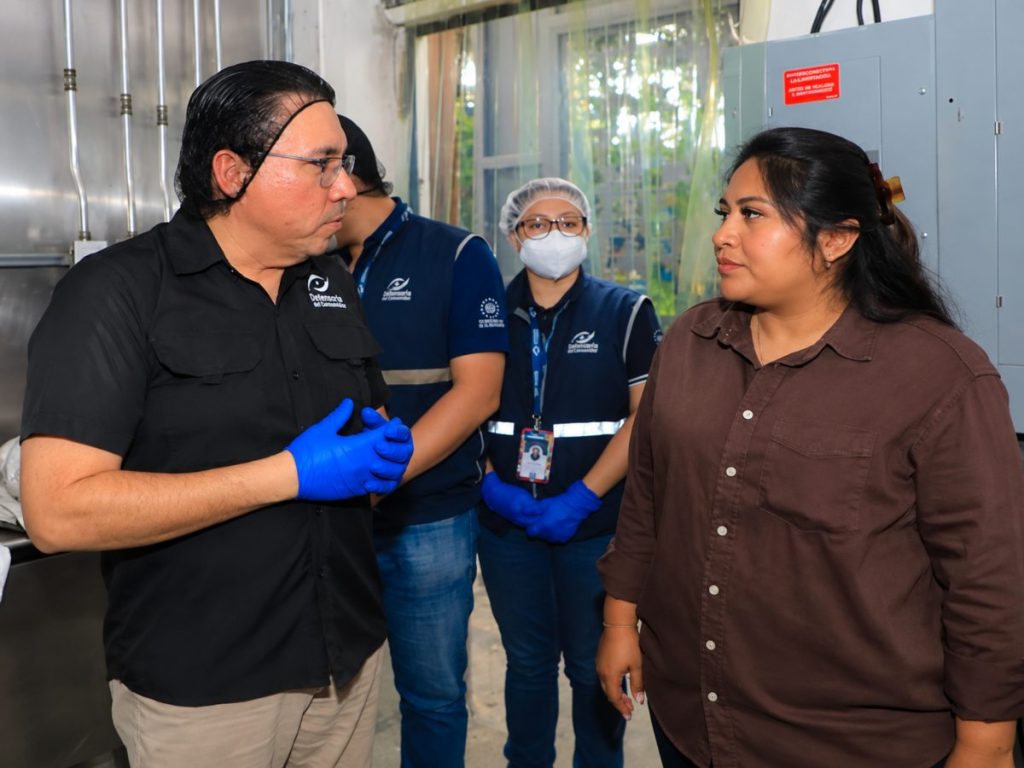 Defensoría del Consumidor - inspecciones - negocios - comercios - restaurantes - productos vencidos - tarjeta de crédito - precios - promociones - ofertas - derechos del consumidor - Ricardo Salazar