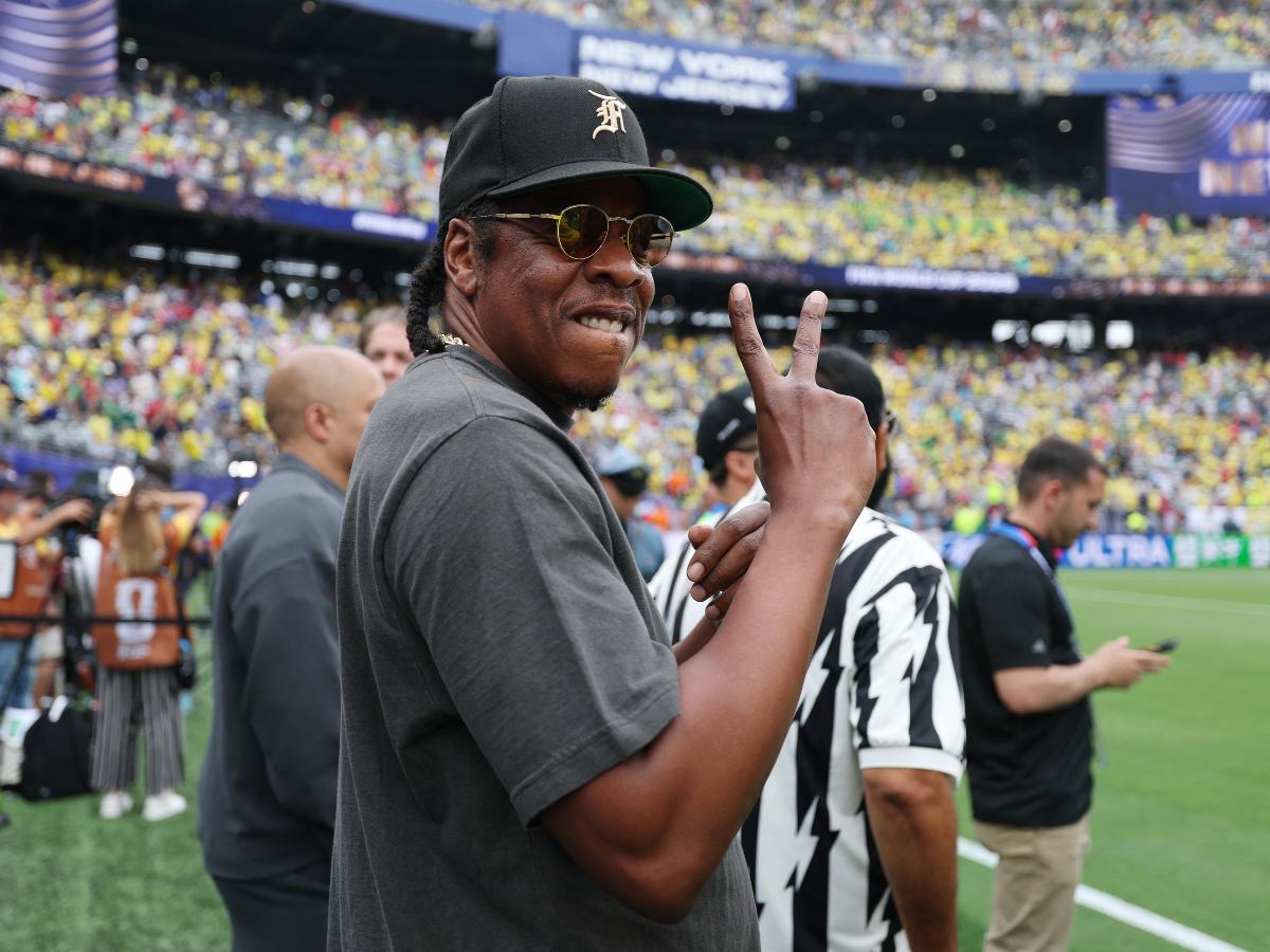 El rapero Jay-Z encabezará el show de medio tiempo del Super Bowl 2027