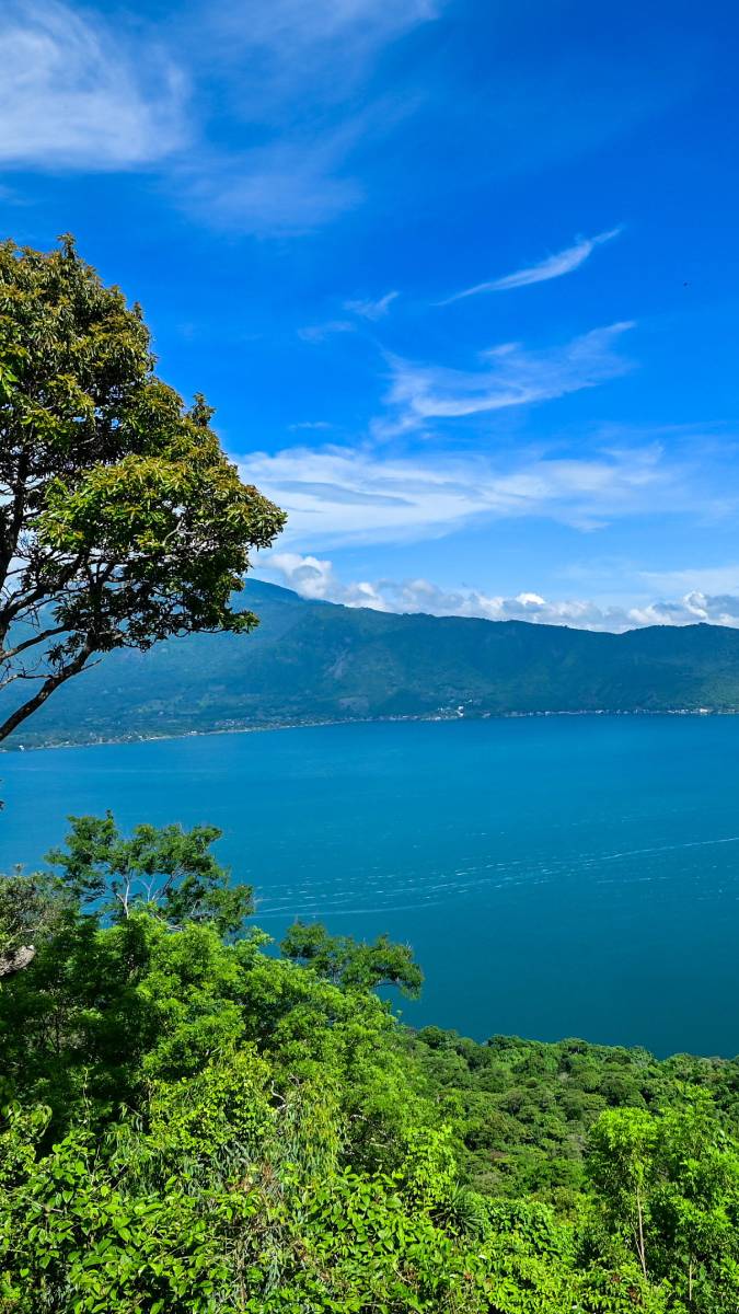 Lago de coatepeque 0Lago de coatepeque 05