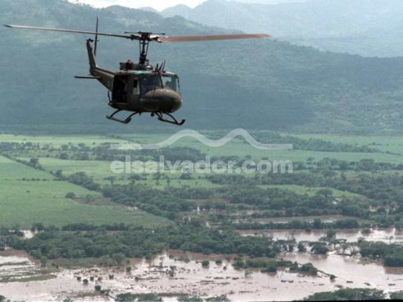 Chilanguera, en San Miguel, fue una de las comunidades más golpeadas por Mitch. Las crónicas de la época reportaron más de 400 viviendas arrasadas. Foto: Archivo EDH.