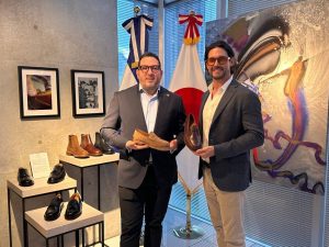 PALOMO, la marca de calzado salvadoreño de alta gama que llega a tiendas de Japón