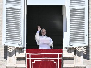 El papa León XIV anunció que será operado de un nódulo pulmonar detectado en una fase muy inicial y bien localizado.