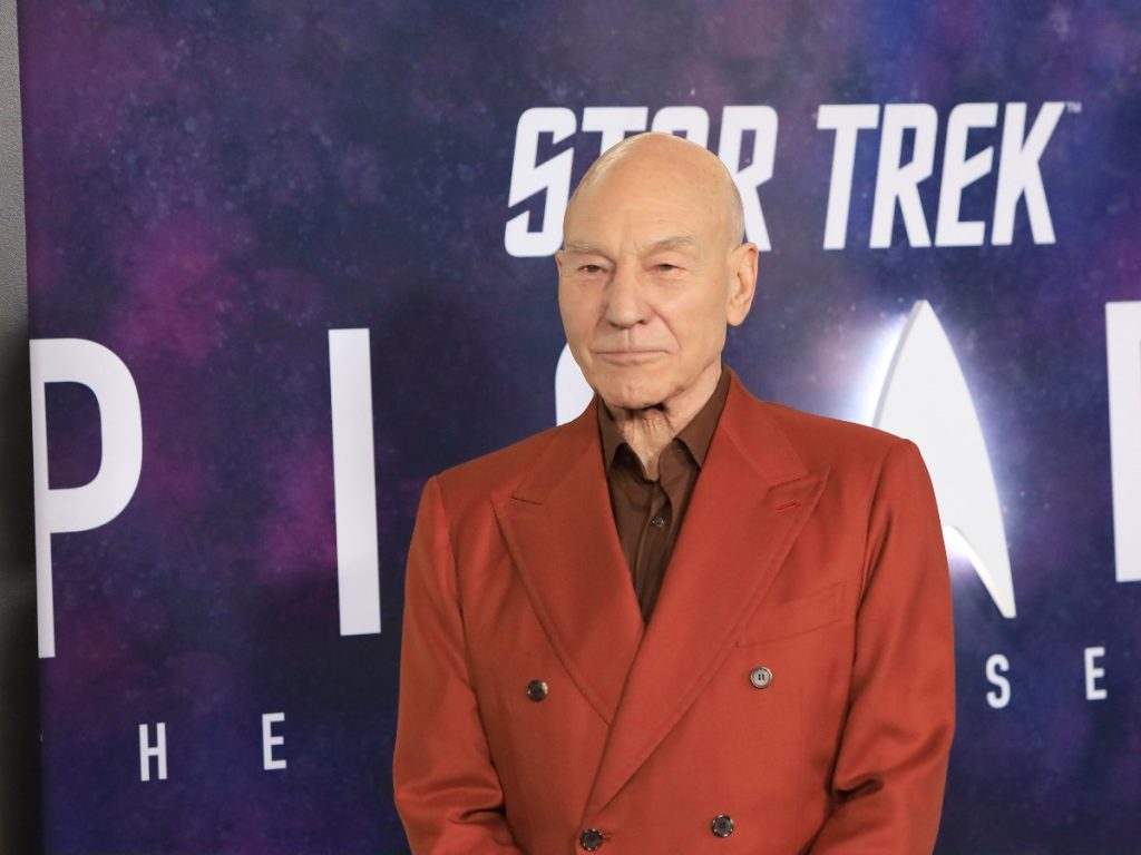 Patrick Stewart, el inolvidable Profesor X de X-Men, dejó un legado en el cine y la televisión con más de seis décadas de trayectoria.