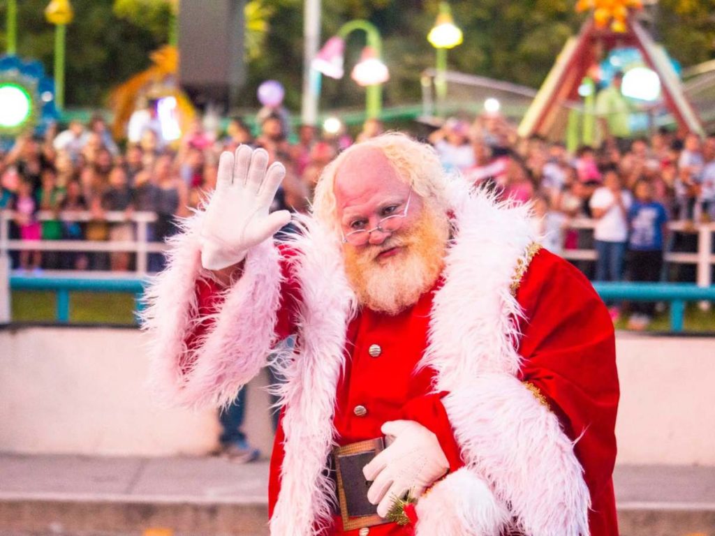 La tradicional llegada de Santa Claus en helicóptero a Metrocentro se realizará del 6 al 15 de noviembre en cinco ciudades de El Salvador. Foto: cortesía.