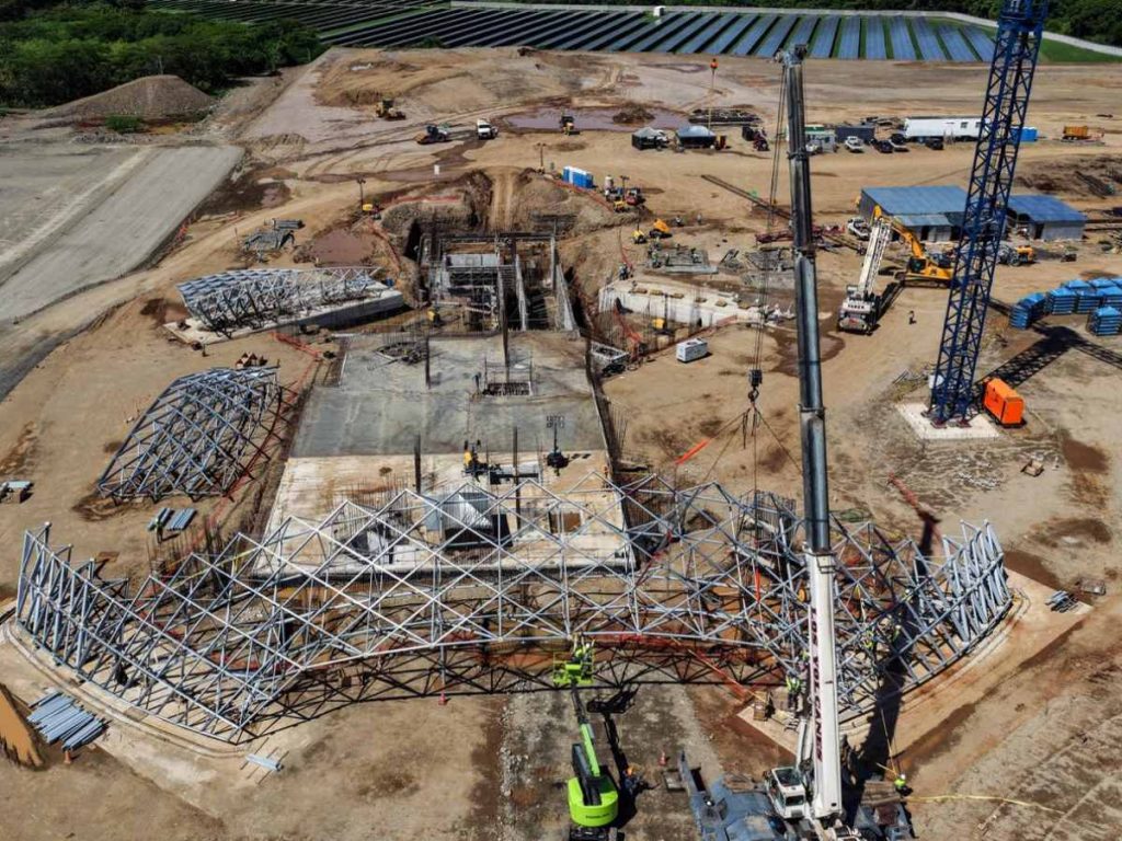 La estructura metálica de la terminal Beta del Aeropuerto del Pacífico supera el 30 % de avance. Foto/ Secretaría de Prensa de la Presidencia