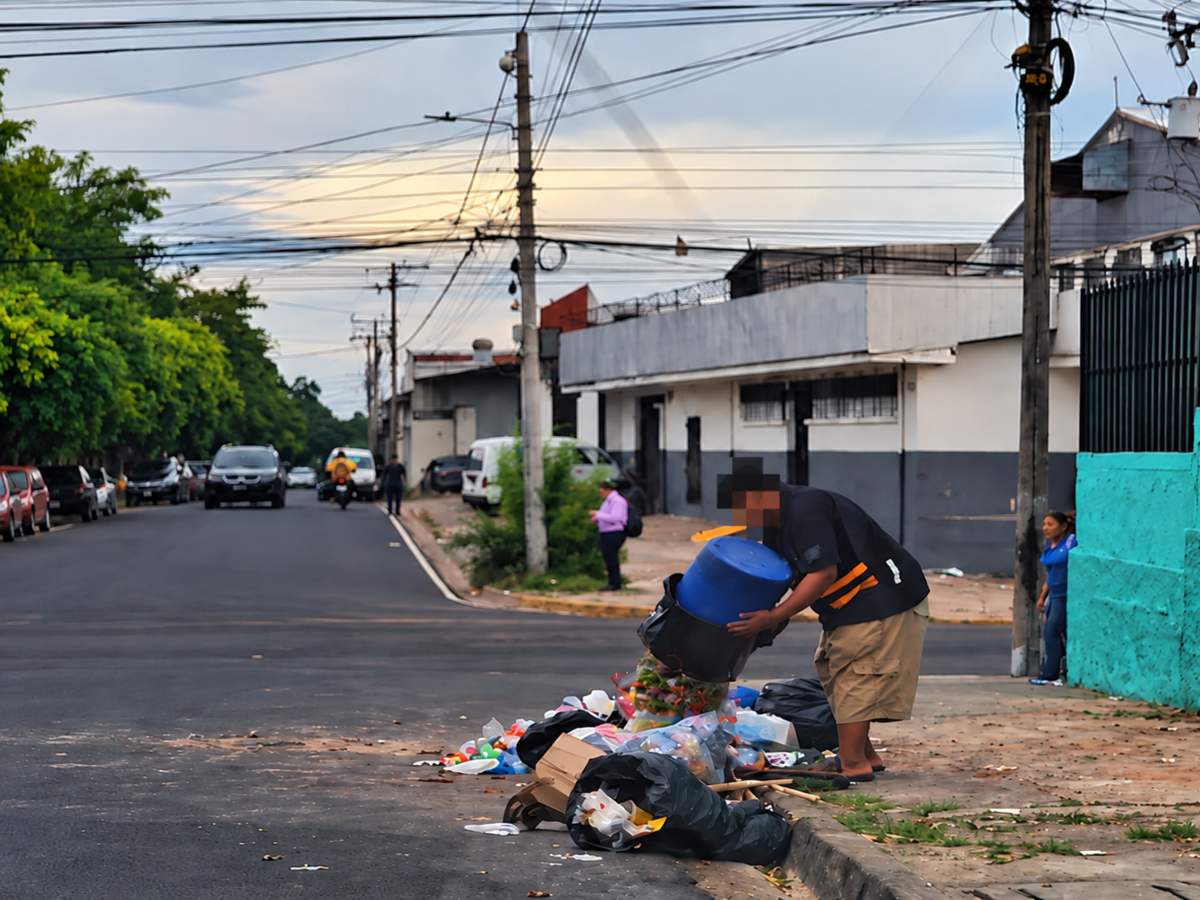 Tirar-basura-en-lugar-no-establecido