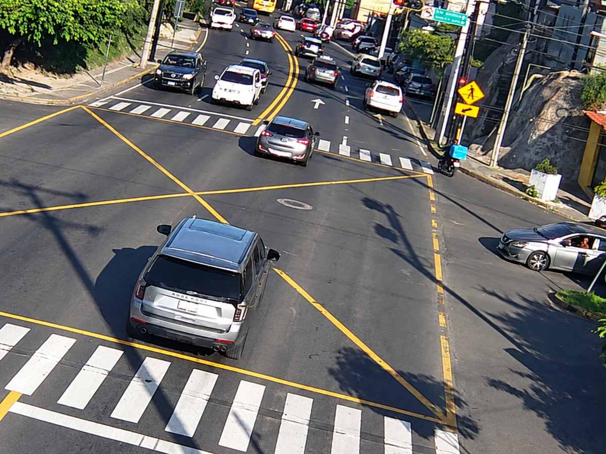 VMT-carros-sanción-calle