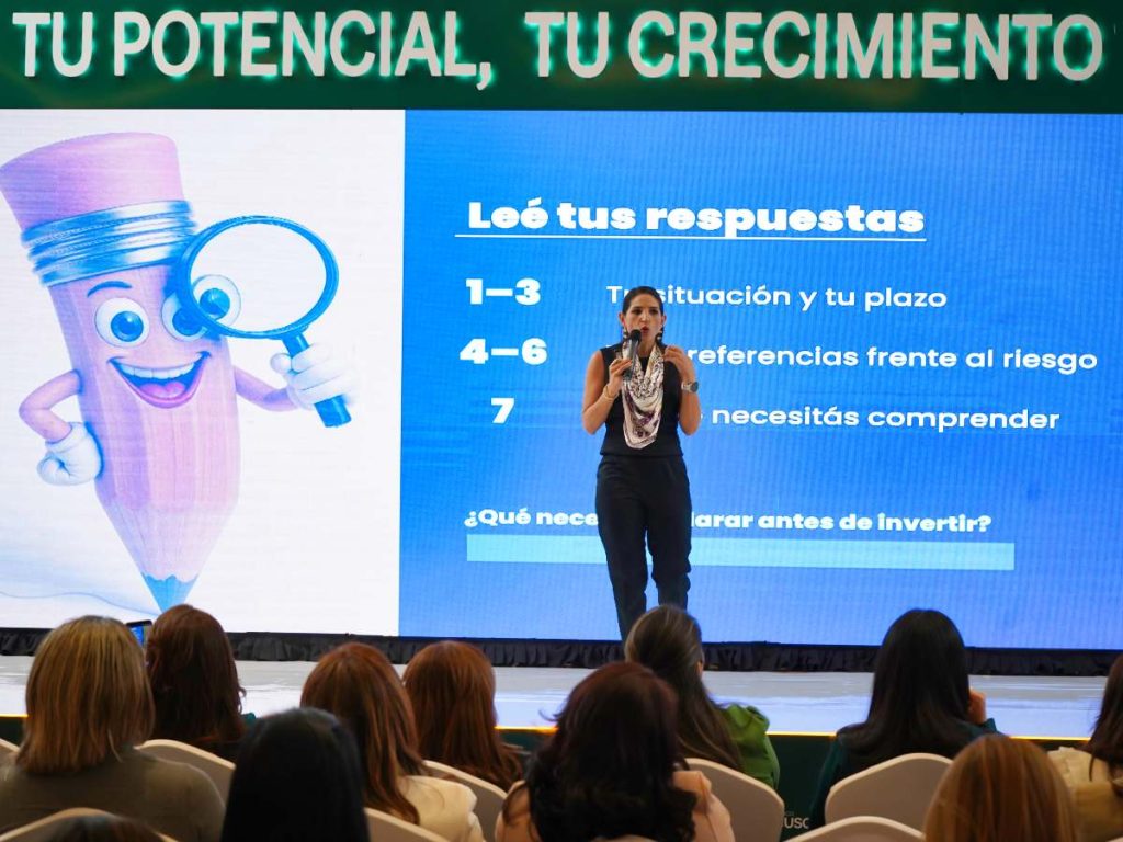 Más de 500 mujeres participaron en Crece Mujer 2026,