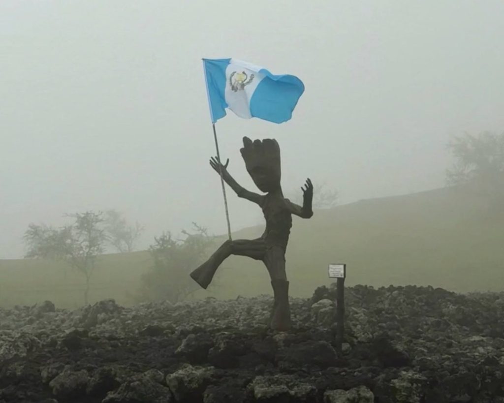 Finca El Amate, en Guatemala, ofrece paisajes volcánicos donde la naturaleza ha vuelto a crecer entre antiguos ríos de lava.