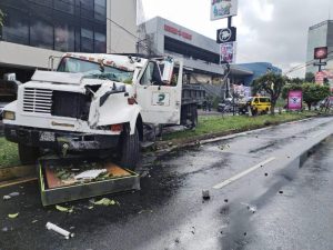 accidente-los-proceres-01