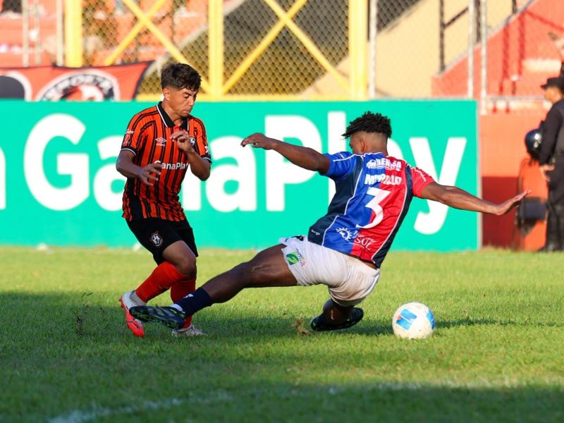 Águila sumó tres puntos importantes ante FAS y alcanzó las 27 unidades en la clasificación del torneo Apertura 2026.