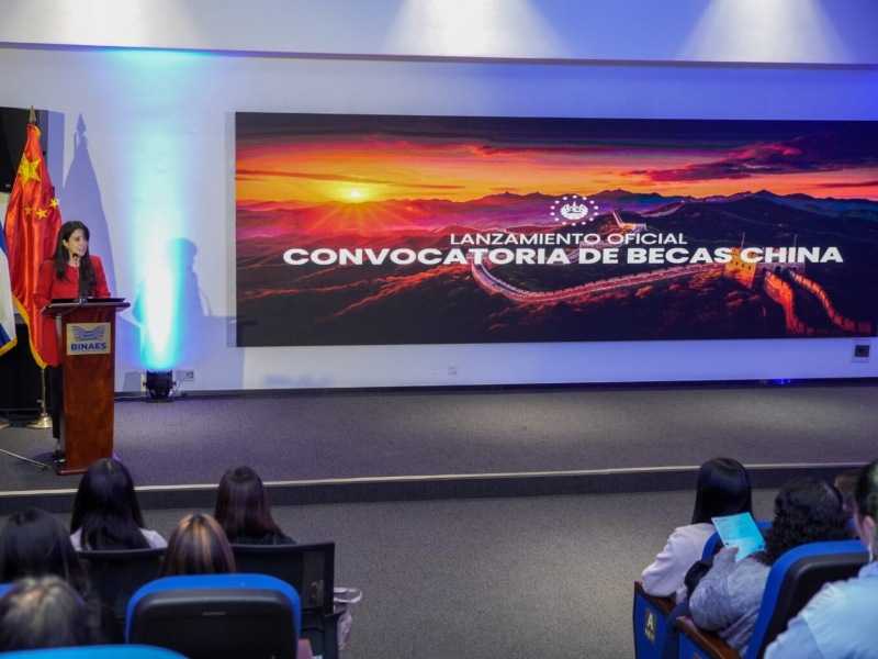 El Salvador abrió una nueva convocatoria de becas para estudiar en China durante 2027, dirigida a bachilleres y profesionales interesados en educación superior.