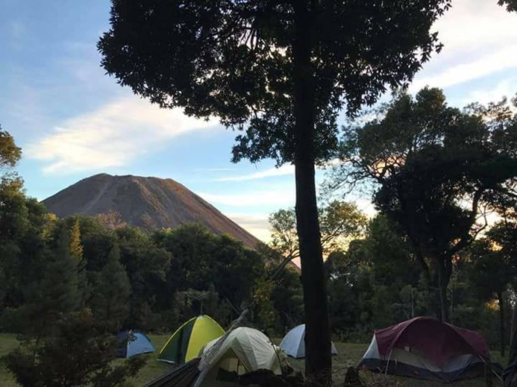 Con recorridos 4x4 y nuevas instalaciones, Belloto Glamping busca diversificar sus servicios y atraer más visitantes a Cerro Verde.