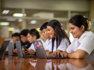estudiantes-clases-alumnos