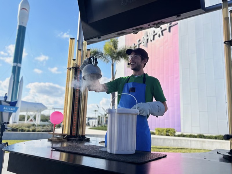 Simuladores de vuelo, carreras de drones y prototipos de hábitats lunares formarán parte de las actividades del Kennedy Space Center.