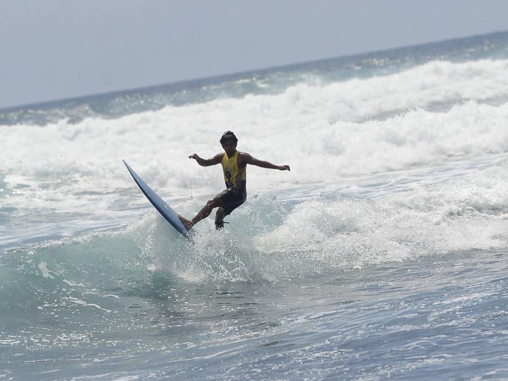 Playa El Sunzal será escenario del Campeonato Mundial de Tabla Larga 2026, que reunirá a más de 100 surfistas de diferentes países. Foto elsalvador.com / Jessica Orellana.