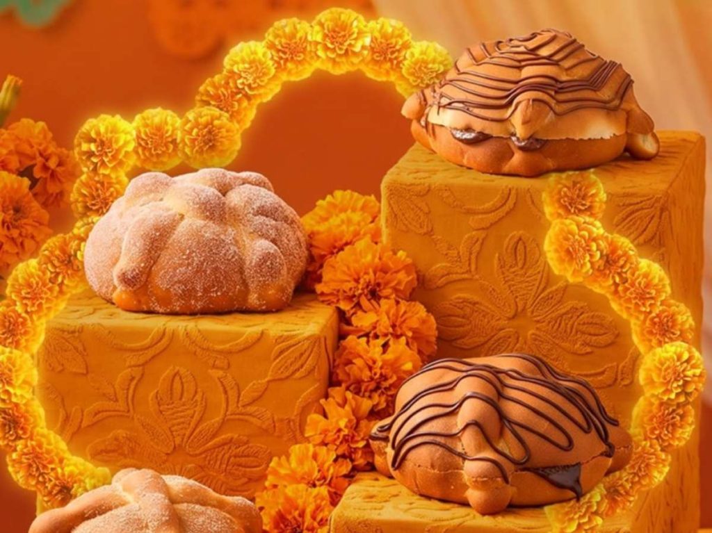 La Tecleña presenta cuatro versiones de pan de muerto, desde la receta tradicional hasta opciones rellenas de chocolate, crema bavaria y avellana.