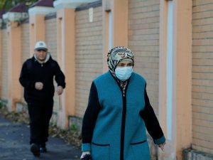 Estados Unidos emite alerta de salud tras posible muerte por peste pulmonar en Rusia