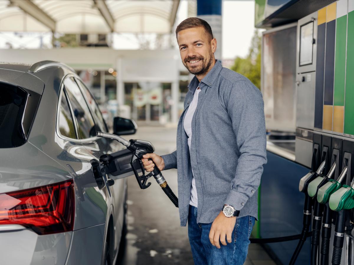 Precios de combustibles siguen sin cambios en El Salvador