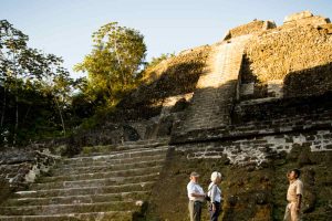 que-hacer-orange-walk-belize02