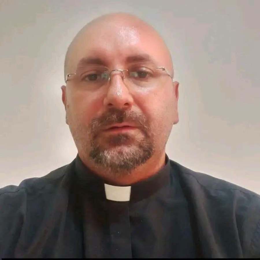Minutos antes del accidente, el sacerdote Patricio Sánchez había reflexionado sobre la muerte frente a sus feligreses. Foto: Redes sociales