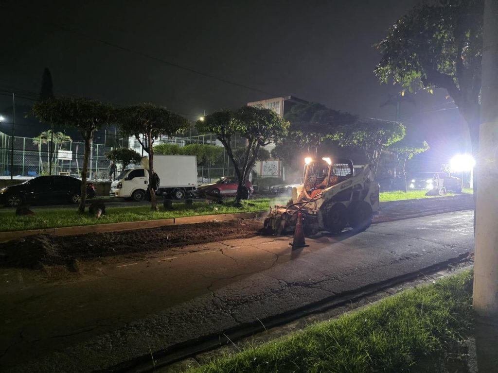 FOVIAL anunció su programación de trabajos de bacheo para la semana del 5 al 11 de octubre en diferentes puntos de El Salvador.