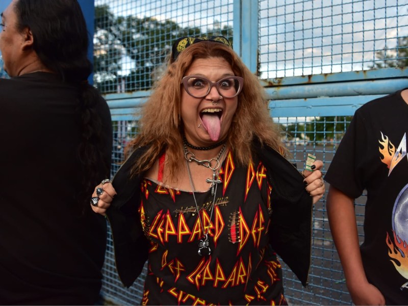 Zarca Metalera volvió a disfrutar de Def Leppard en El Salvador, 29 años después de asistir a su primer concierto de la banda británica.